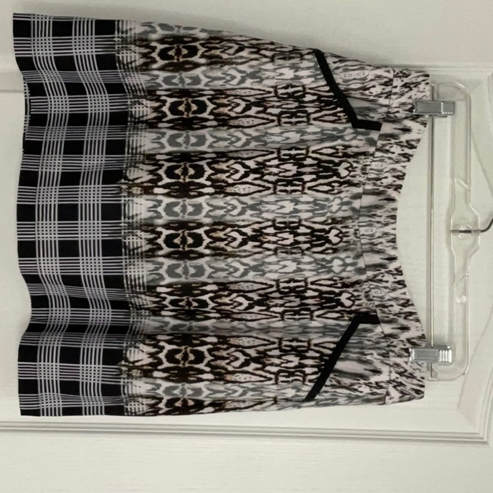 EP Pro Black and White Bubble Skorts
